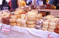 Many wonderful cheeses to delight our taste buds